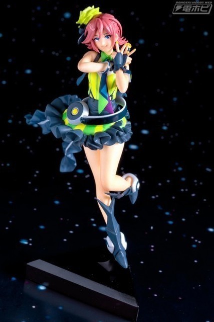 PLAMAX_macross_20161101_05-440x659-thumbnail2.jpg